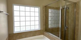 Spacious Home in Creekshire Village! Gallery 16