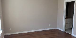 3bd/2.25ba Lake Forest Park Townhome Gallery 7