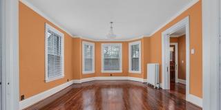 22 Sycamore Street Gallery 9