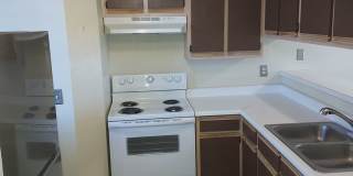 2ND FLOOR CONDO FOR RENT Gallery 1