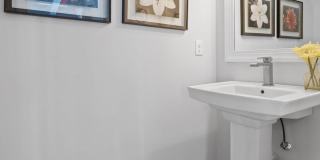 1449 Madison Street Gallery 13