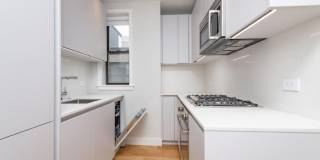 Great 1.5 Bed Located Close to Green Line and Dunkins'! Gallery 1