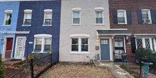 Charming 2 Bed 1.5 Bath Townhome In Beautiful Lily Ponds Gallery 1