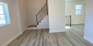 334 Bond St Gallery 1