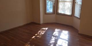 5BR/1.5BA Row Home with Backyard and Laundry Hookups Gallery 54