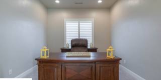 Stunning 2 Bedroom Fully Furnished Home. Community Pool & Mini Golf! Gallery 38