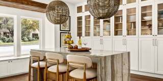 417 E Hildebrand Gallery 10