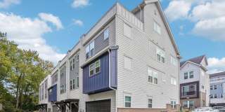 2242 Electric Lane Gallery 39