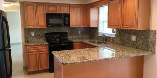 1050 CLAIRBORNE STREET Gallery 2