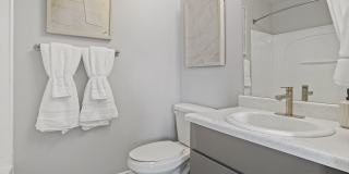 Viewpointe Gallery 12