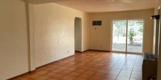 Bel-Air Neighborhood 2 Bed! Gallery 6