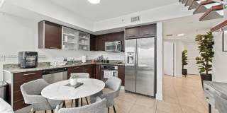 41 Se 5th St Gallery 10