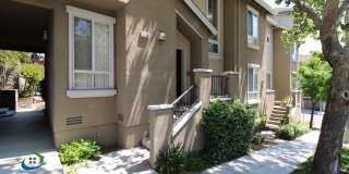$3,695 - Spacious 2 Bedroom, 2.5 bath tri-level townhouse near Communication Hill in Lancaster Gates Gallery 1