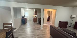Stonegate Complex -- Fully Furnished and Utilities Included! Gallery 5