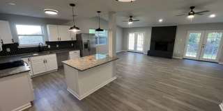 Beautifully Renovated 3BR Home in a Quiet Baton Rouge Neighborhood Gallery 9