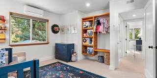 Great CDA Location! Gallery 17