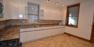 4118 Ashland Gallery 3