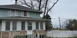 30 E Beverly Ave Gallery 1