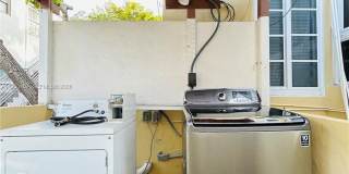 7501 Byron Ave Gallery 3