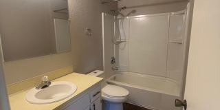 2-Bedroom 1 1/2-bathroom Townhouse Style Apartment 2-Bedroom 1 1/2-bathroom Townhouse Style Apartment Gallery 10