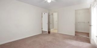 502 BRADLEY CT #5D Gallery 26