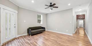 2200 CORAL Street Gallery 5