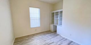 Spacious Northdale 3BR/2.5 two story townhome New Property Coming Later Gallery 4