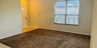3BR 2BA Duplex with 2 Car garage Gallery 6