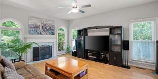 821 Soaring Drive NE Gallery 16