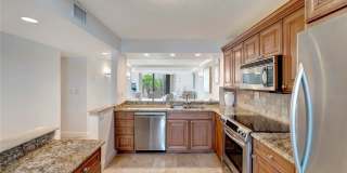 1480 Ocean Drive Gallery 15