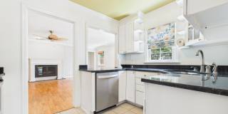 2912 Oberlin Road Gallery 17