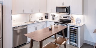 Magnolia at West Lemmon Gallery 14