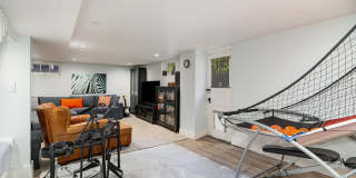 Charming North Admiral Craftsman w/ Modern Updates! Gallery 25