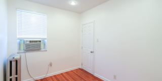 Newly renovated 2 bedroom Gallery 19