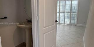 601 S Federal Hwy Gallery 24