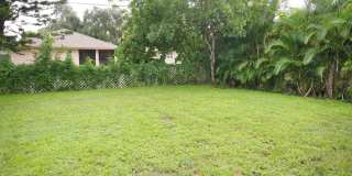 3 Bedroom Single Family Home w/ Garage - Annual Rental in Naples Park! Gallery 23