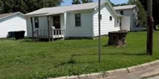 3 bedroom, 2 bath with huge den or bonus room Gallery 7