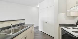 Uptown Square Apartment Homes Gallery 41