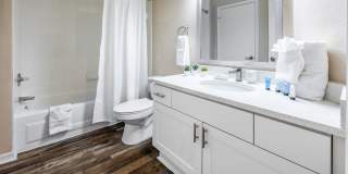 Andover Place at Cross Creek Apartments Gallery 17