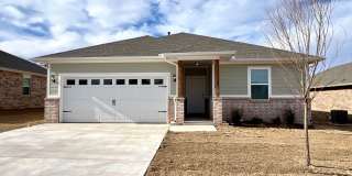 4 Bedroom 2 Bathroom 2 Car Garage Home in Oakdale School District Gallery 1
