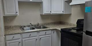 1 BEDROOM 1 BATH NEWLY RENOVATED CONDO Gallery 14