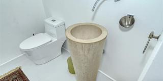 213 N WASHINGTON DRIVE Gallery 20