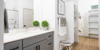 Onyx at Westgate Gallery 16