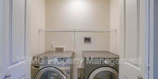 2105 Northeast 118th Place Gallery 17