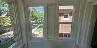 2509 Gladstone St Gallery 21