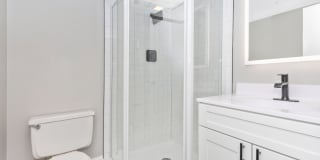 209 at Pickwick Apartments Gallery 17