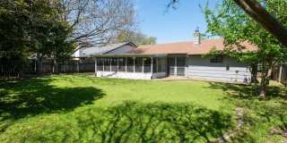 Charming 3/2 in South Austin at 290 and the Y in Oak Hill Charming 3/2 in South Austin at 290 and the Y in Oak Hill Gallery 33