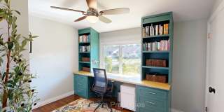 Beautiful Home with Pool! Gallery 38