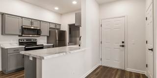 Sterling Oaks Luxury Apartments Gallery 4