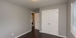 12225LONG Gallery 32